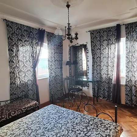 빌라 Holiday 7 Villas & Maceira (Leiria)