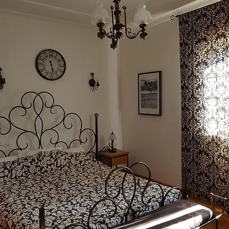 빌라 Holiday 7 Villas & *