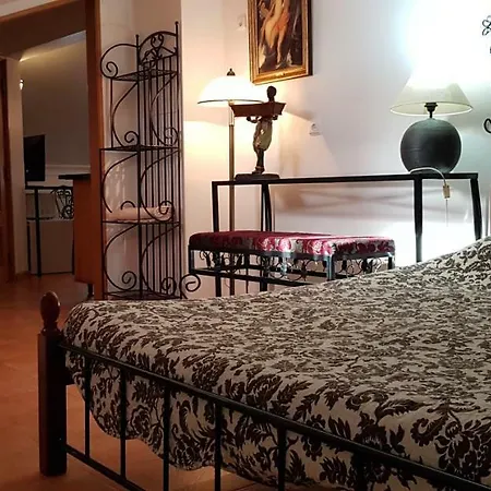 Holiday 7 Villas & Maceira (Leiria)