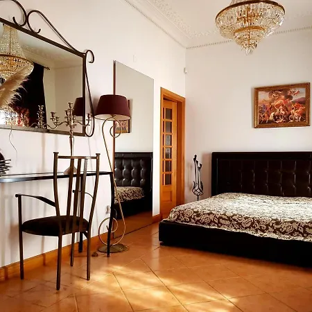 Holiday 7 Villas &
