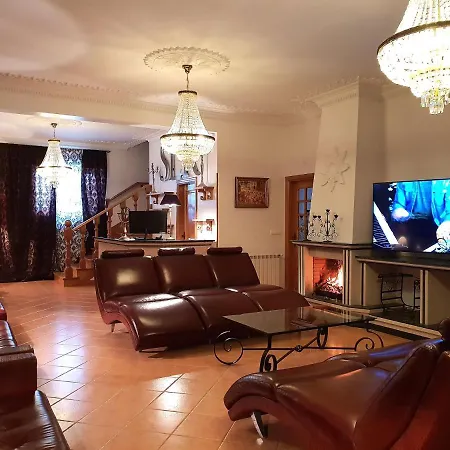 Holiday 7 Villas & 빌라 Maceira (Leiria)